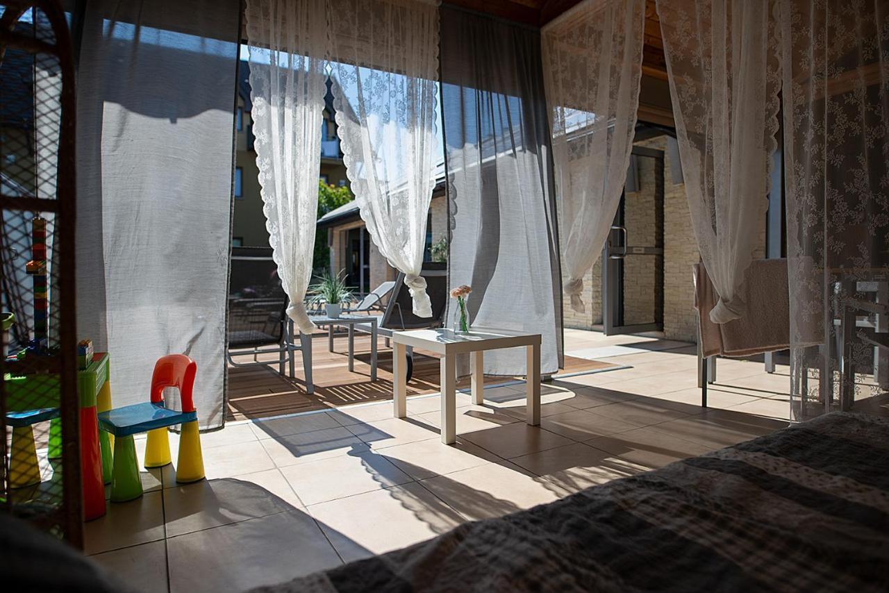 Hotel Seo Rewal Extérieur photo