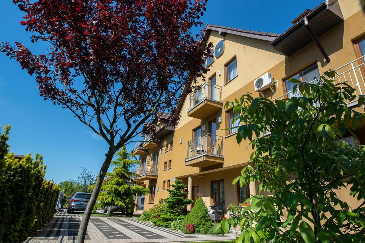Hotel Seo Rewal Extérieur photo